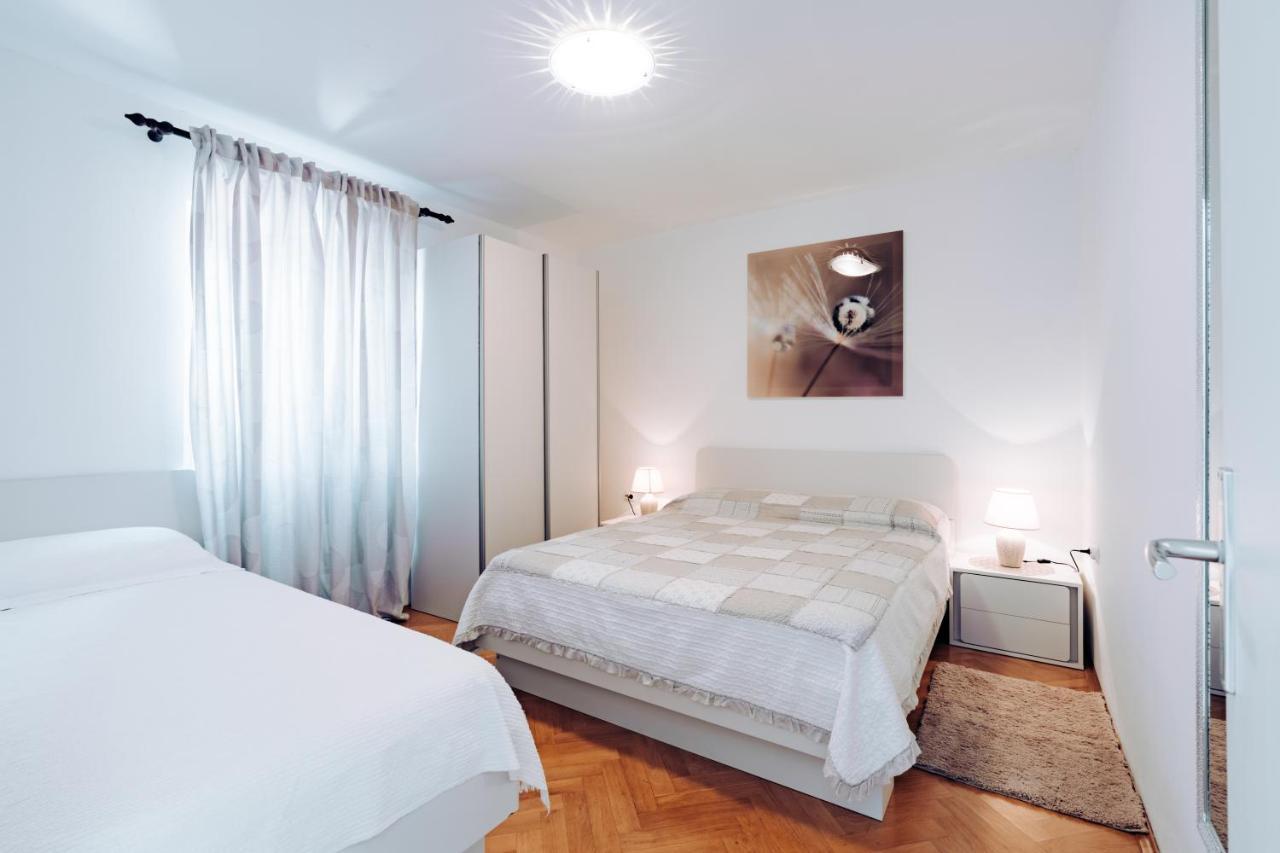 Guest House Sakarun ベリ・ラット エクステリア 写真