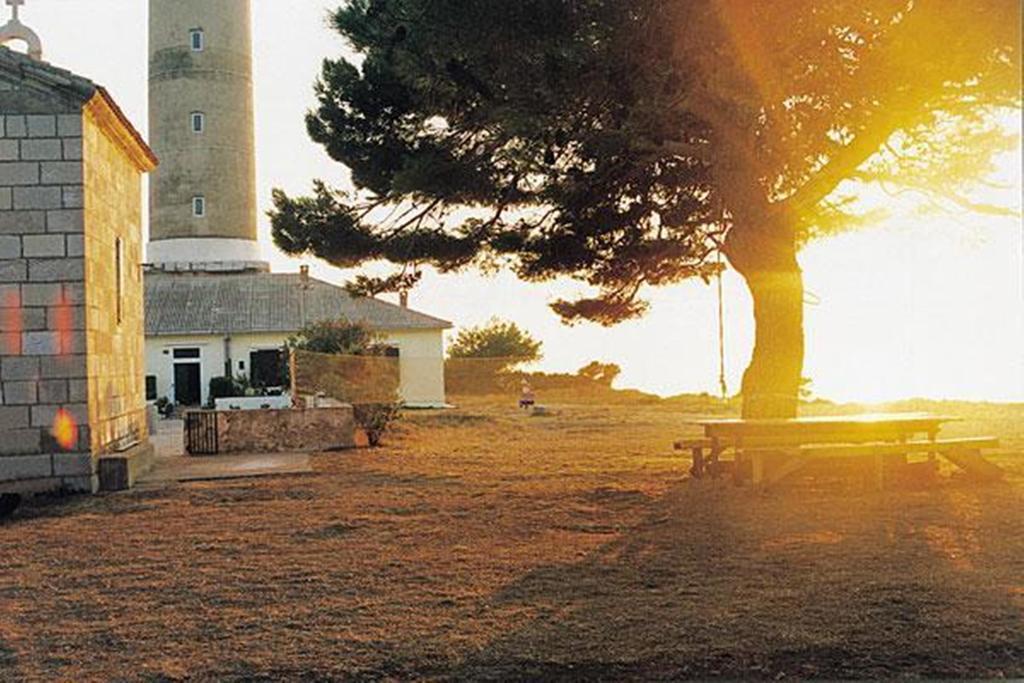 Guest House Sakarun ベリ・ラット エクステリア 写真